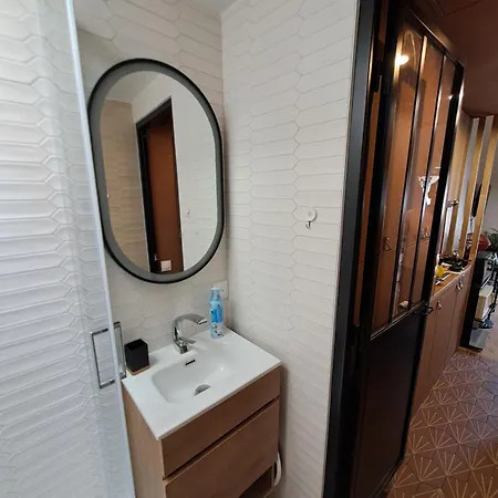Apartment Studio De Charme Sous Les Toits De *